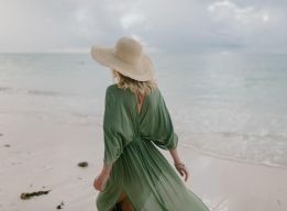 Beach Maxi Dresses: Styling Ideas